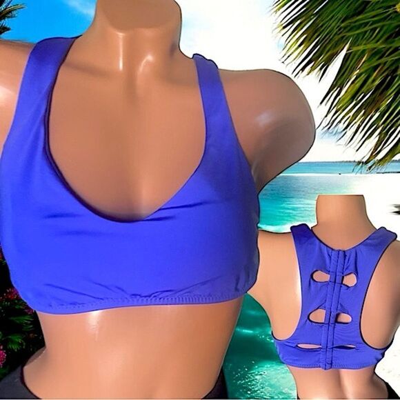 S♥️LD! BECCA Swimwear l Checker-back Bikini, Bathing Suit Top l Padded l L l EUC - Picture 1 of 6